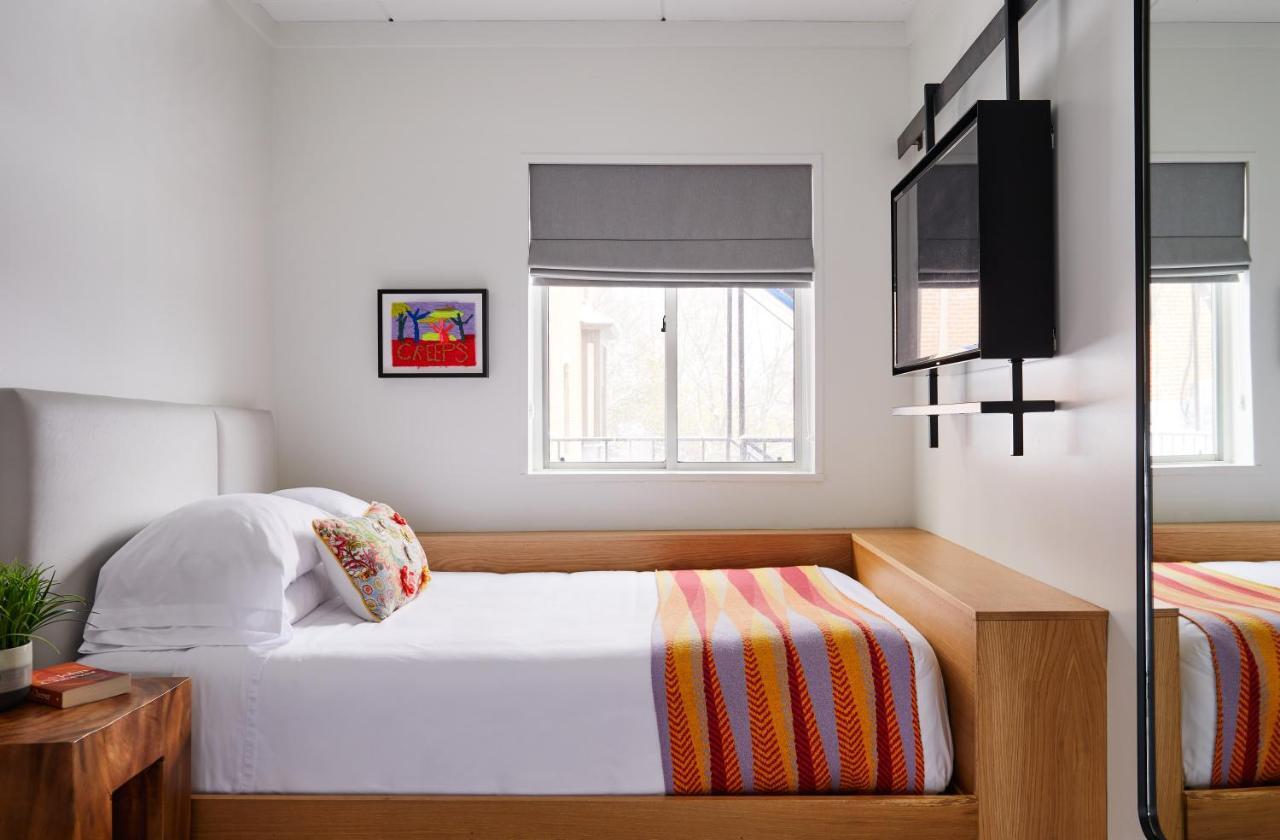 Bluebird Spa City Motor Motel